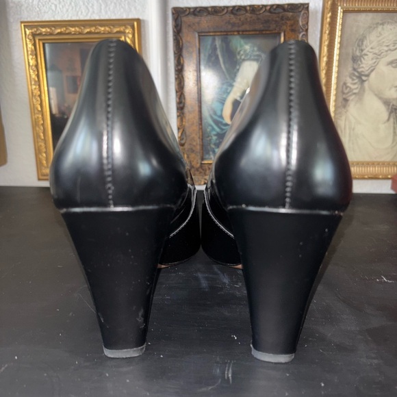 SARTO By Franco Sarto Black Leather Heels - Picture 4 of 6